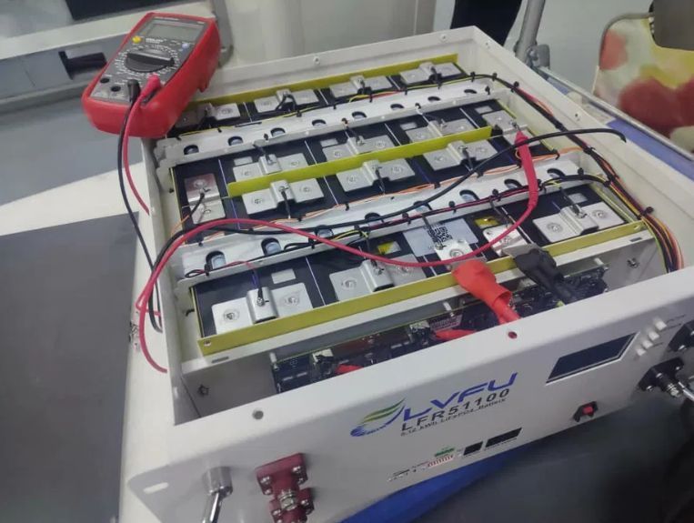 Акумулятор LVFU 51.2V 100Ah LiFePO4 LVFU51 фото